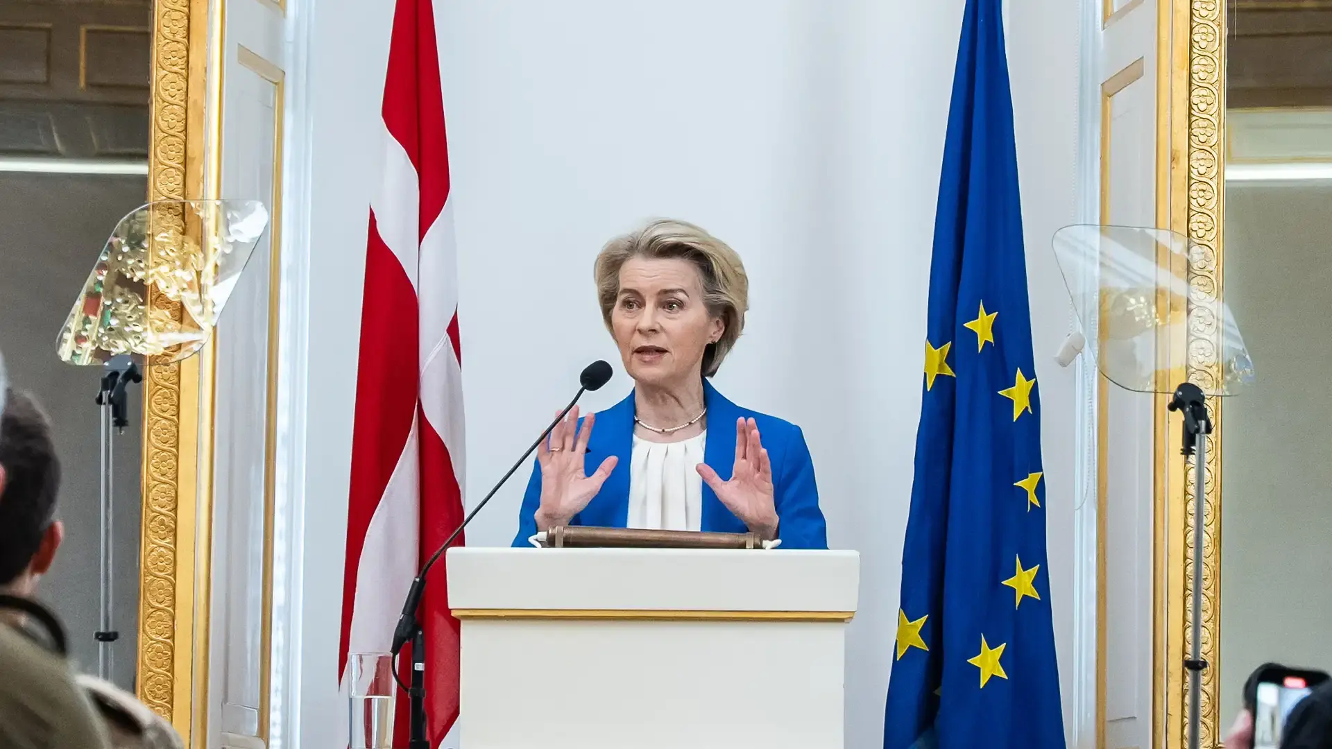 Ursula_WEB